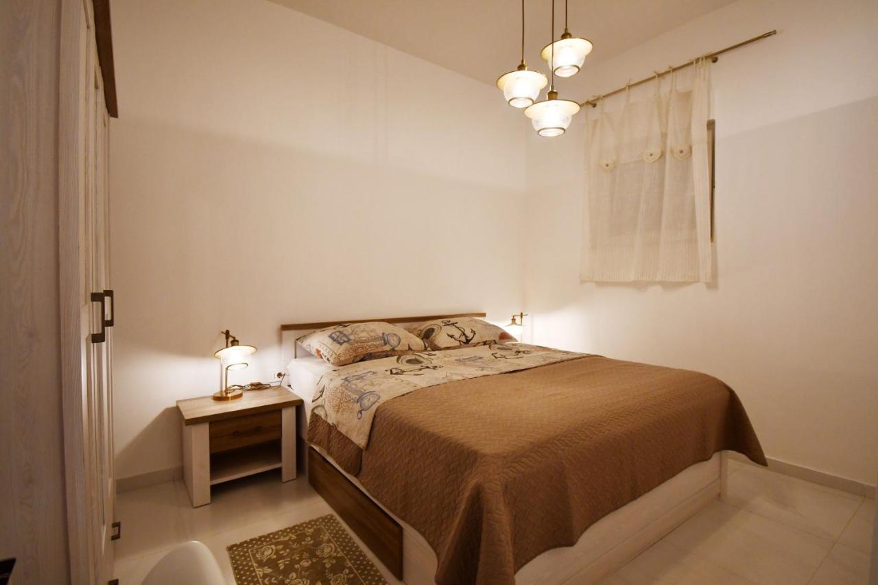 Apartment Frida Rab Banjol Ngoại thất bức ảnh