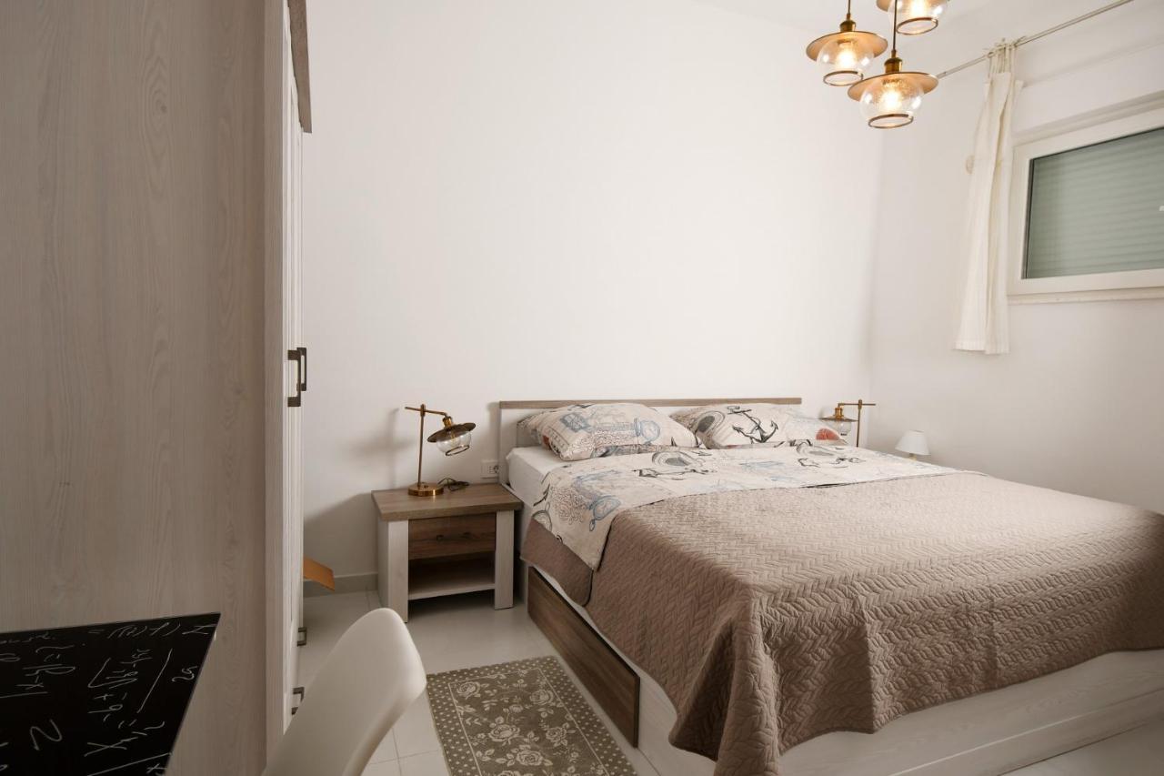 Apartment Frida Rab Banjol Ngoại thất bức ảnh